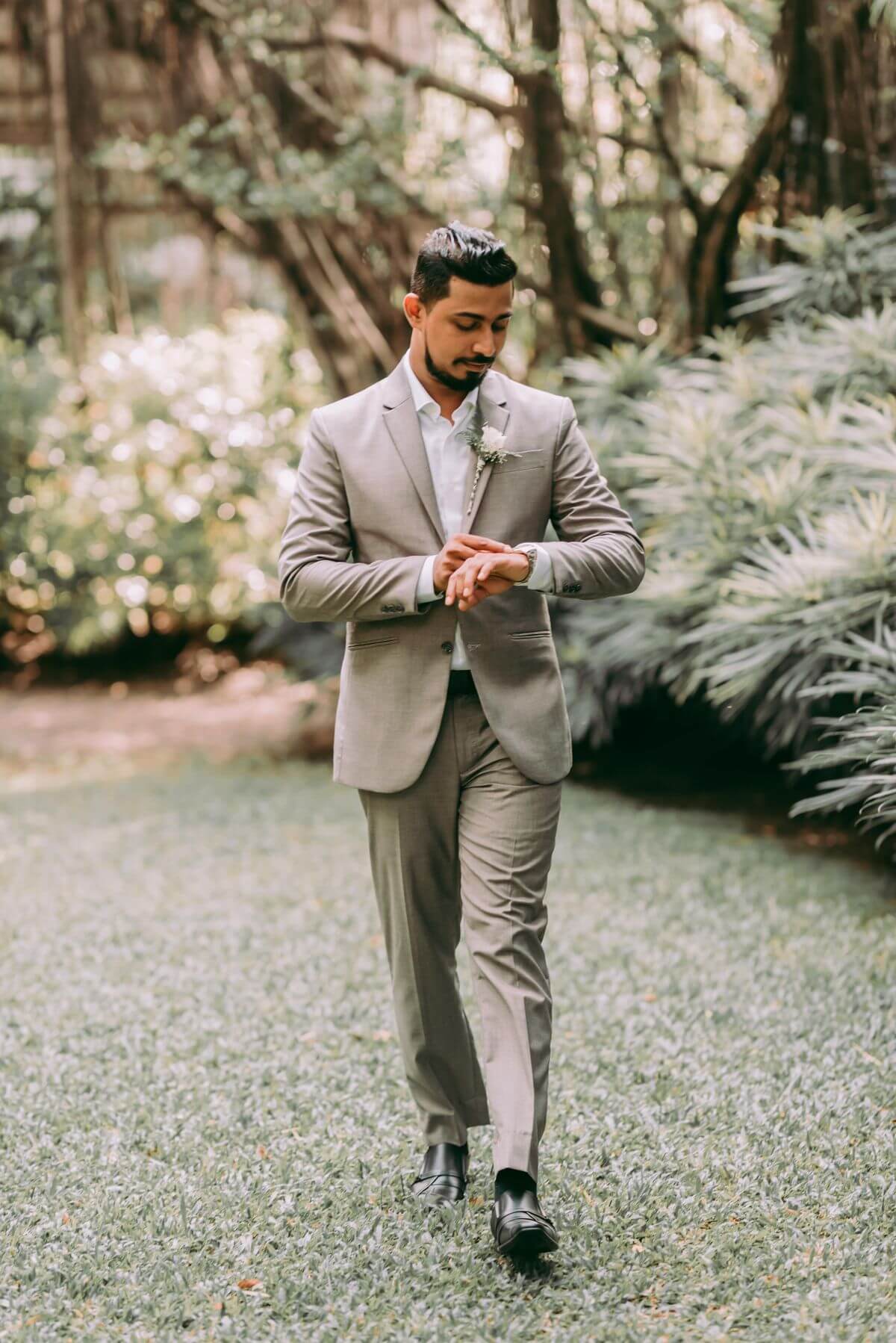Groom Makeup:Go Simple