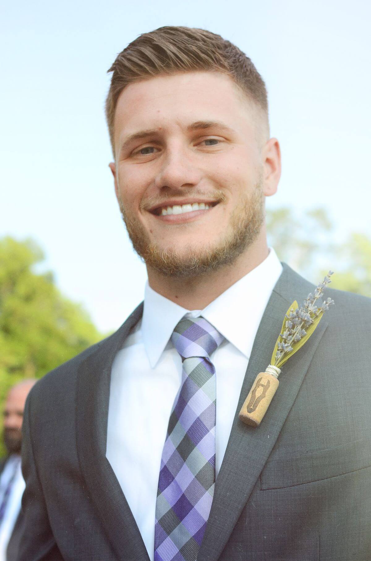 Groom Makeup:Go Simple
