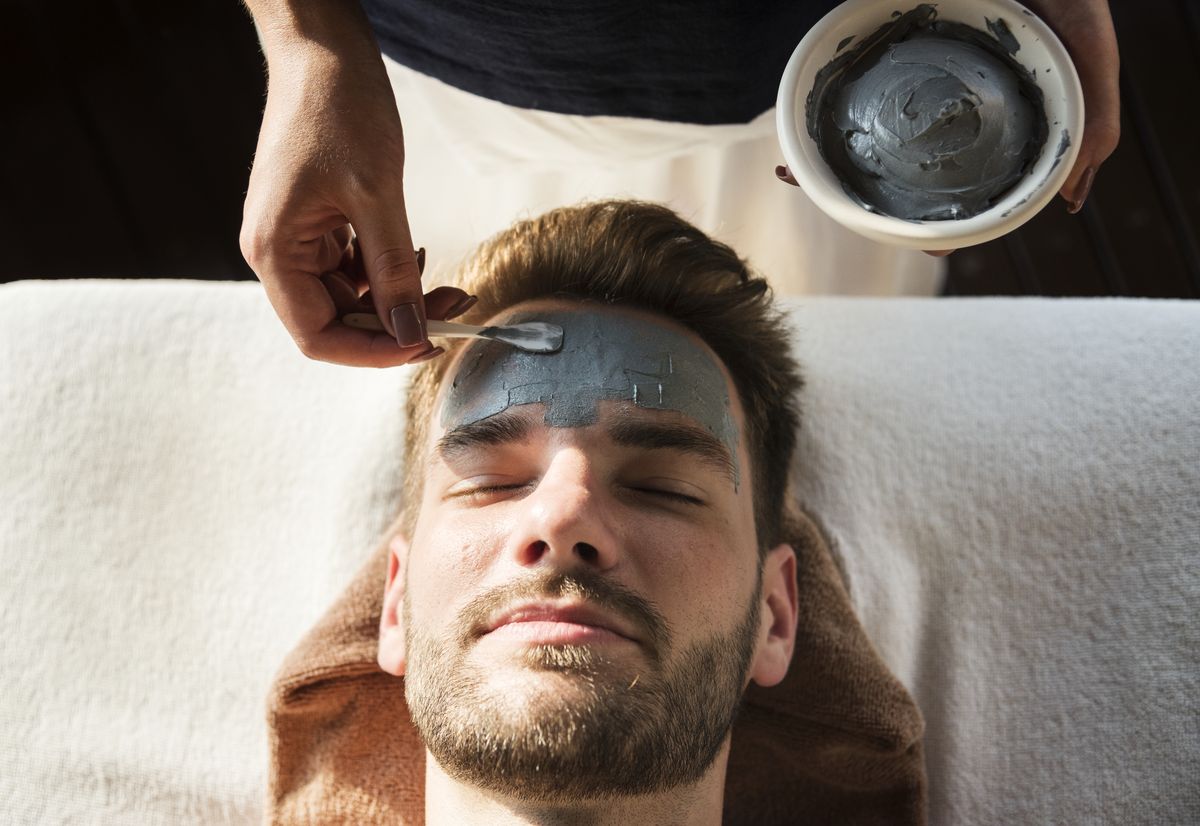 Groom Makeup Guide:Natural Exfoliation