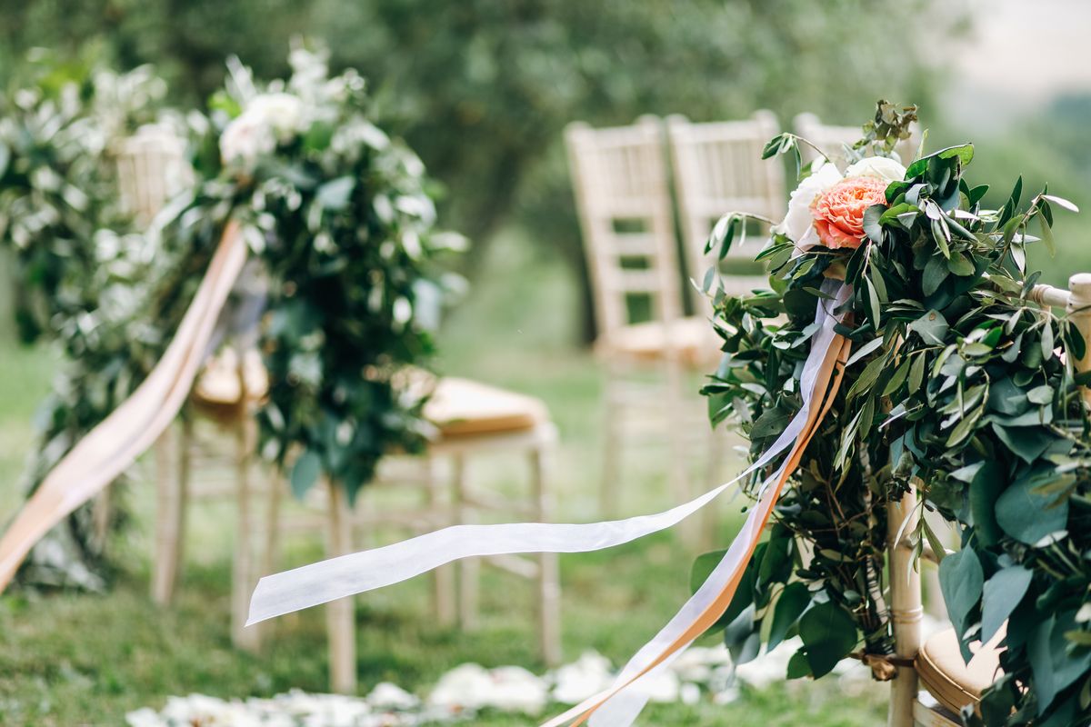 All The Floral Elements You Might Need or The Big Day
