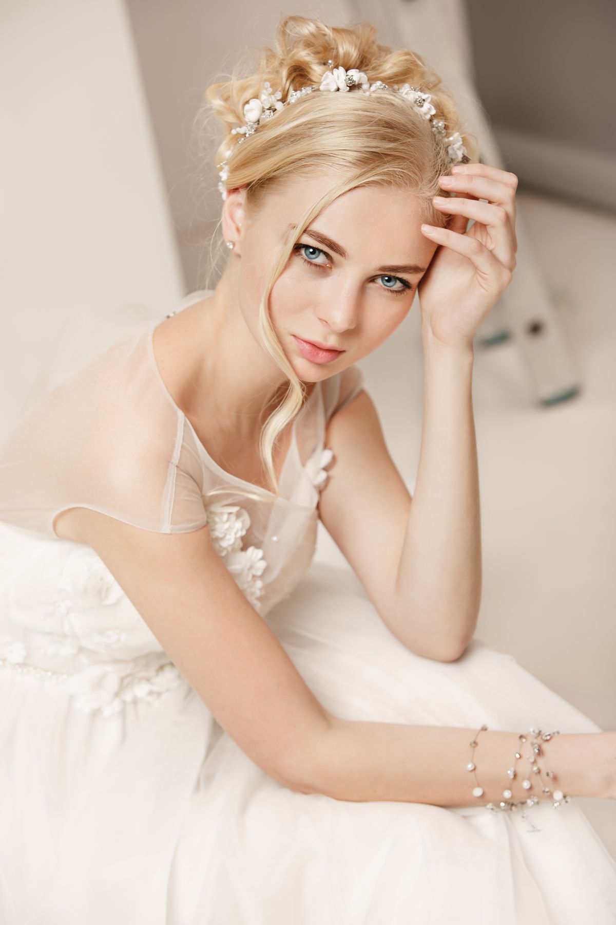 Wedding Hairstyles & Bridal Hair Ideas 2020